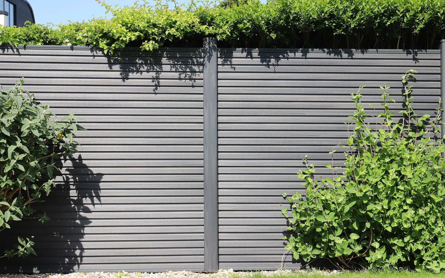 maintenance free fencing