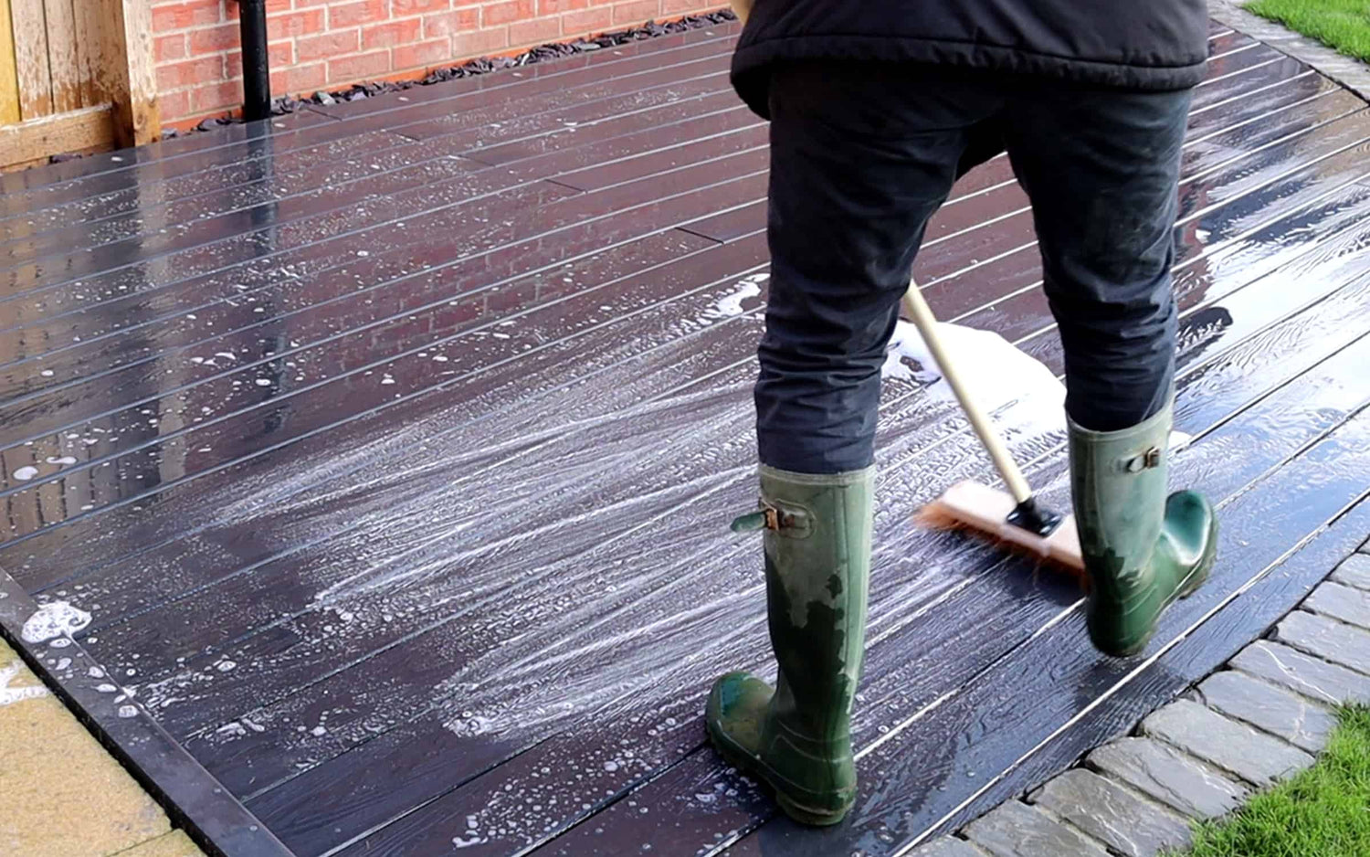how to clean composite decking