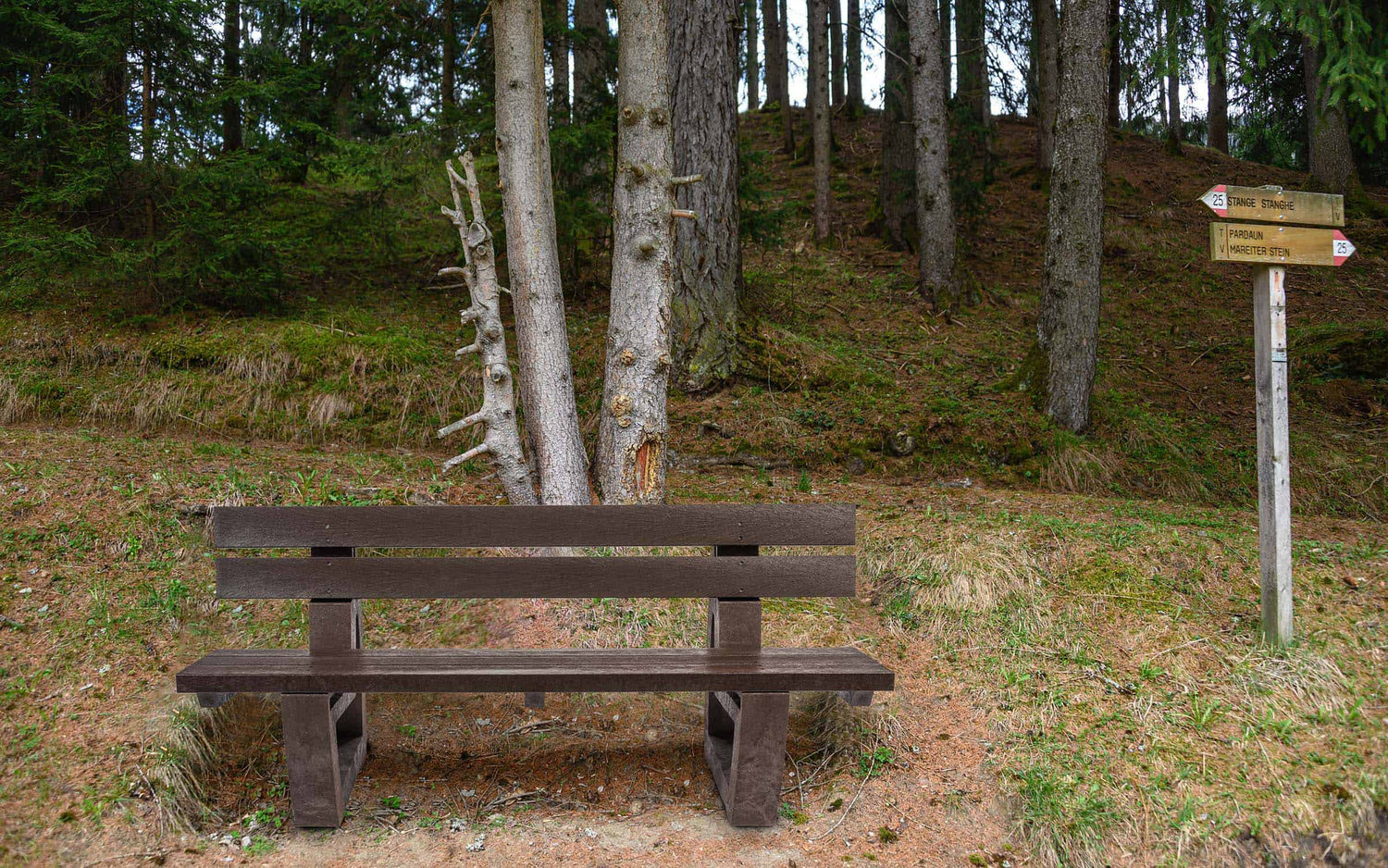 recycled plastic memorial benches