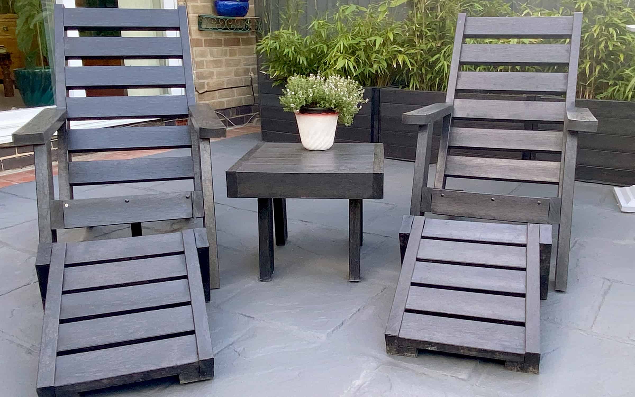 recycled plastic furniture advantages