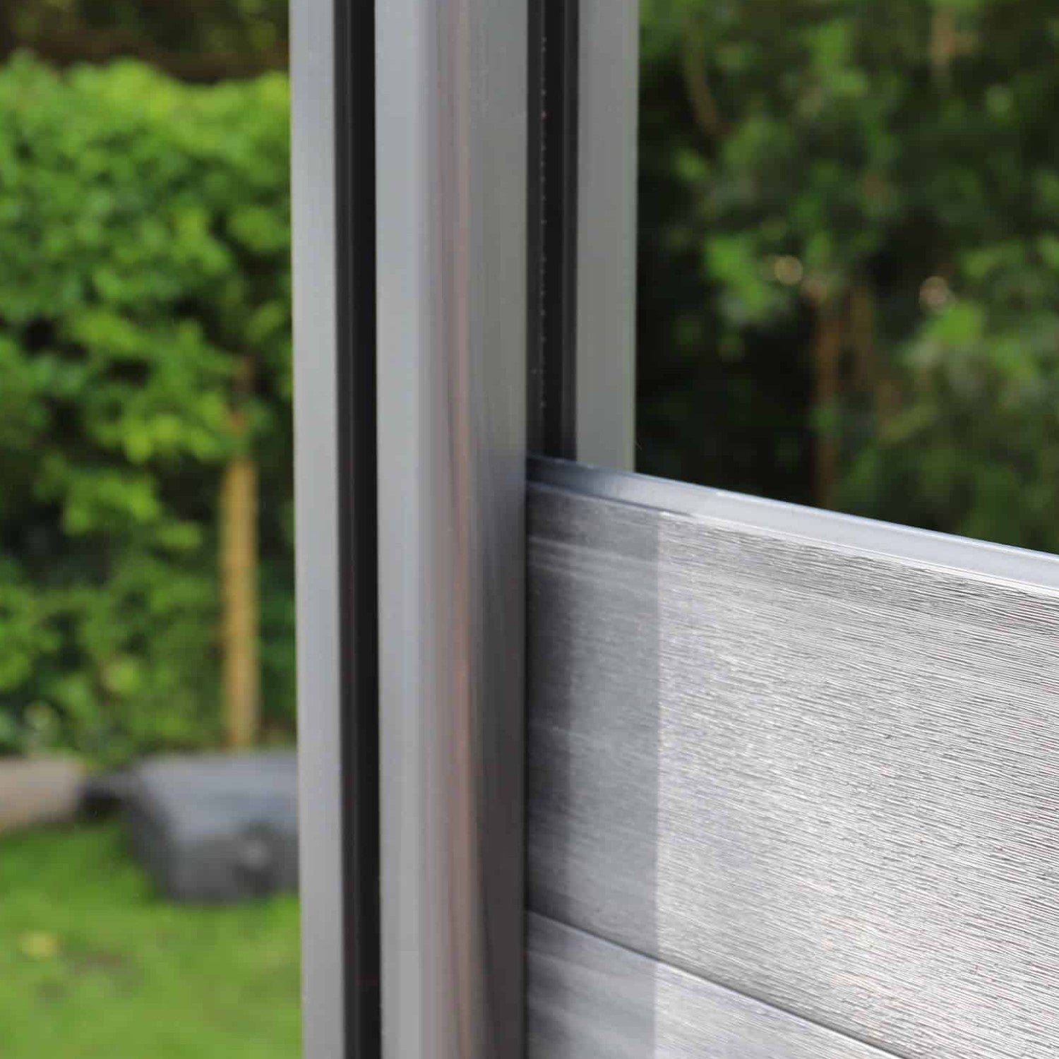 Deluxe Fence Panel Set With Contemporary Screen - Multiple post options available