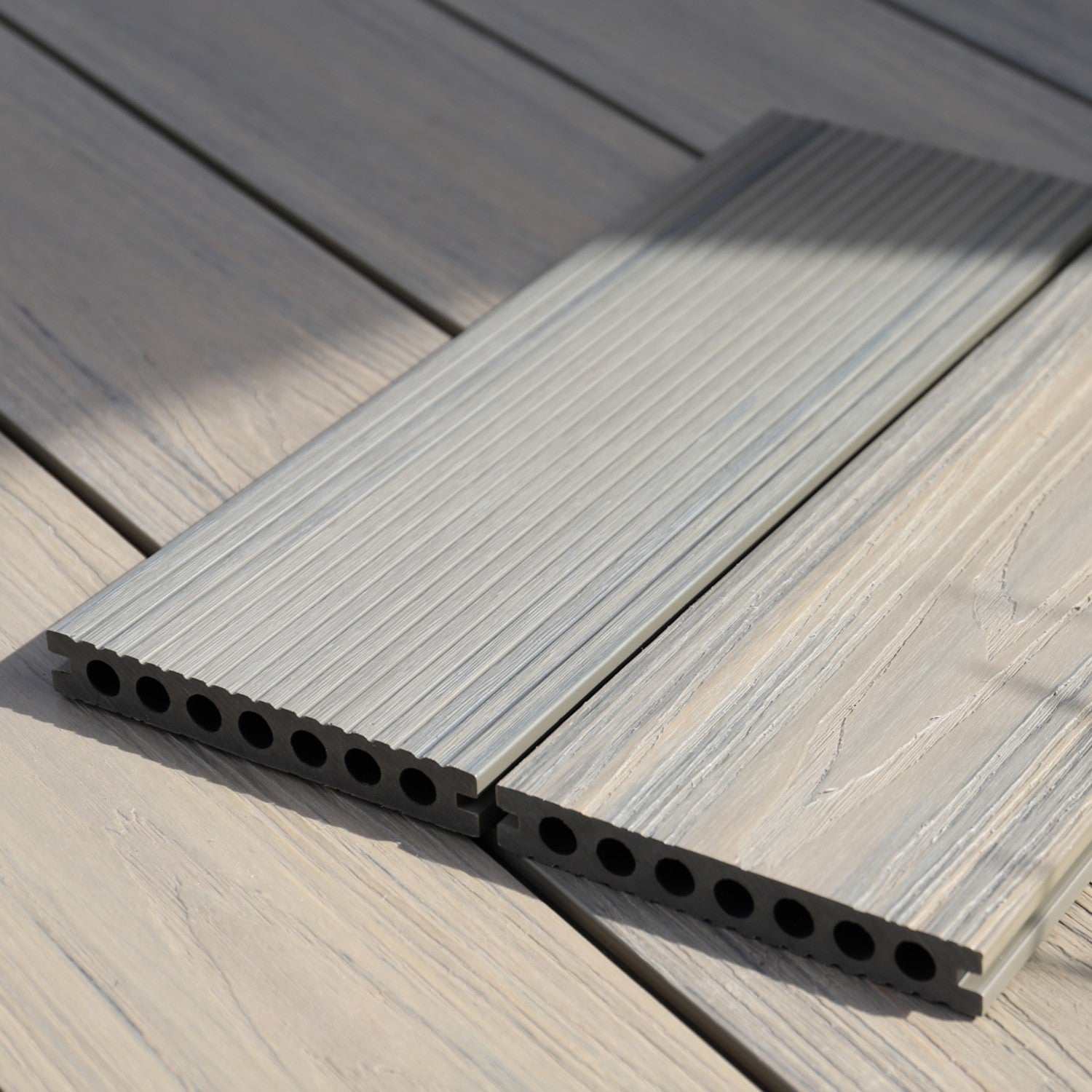 Deluxe Hollow Composite Deck Board - Capped composite