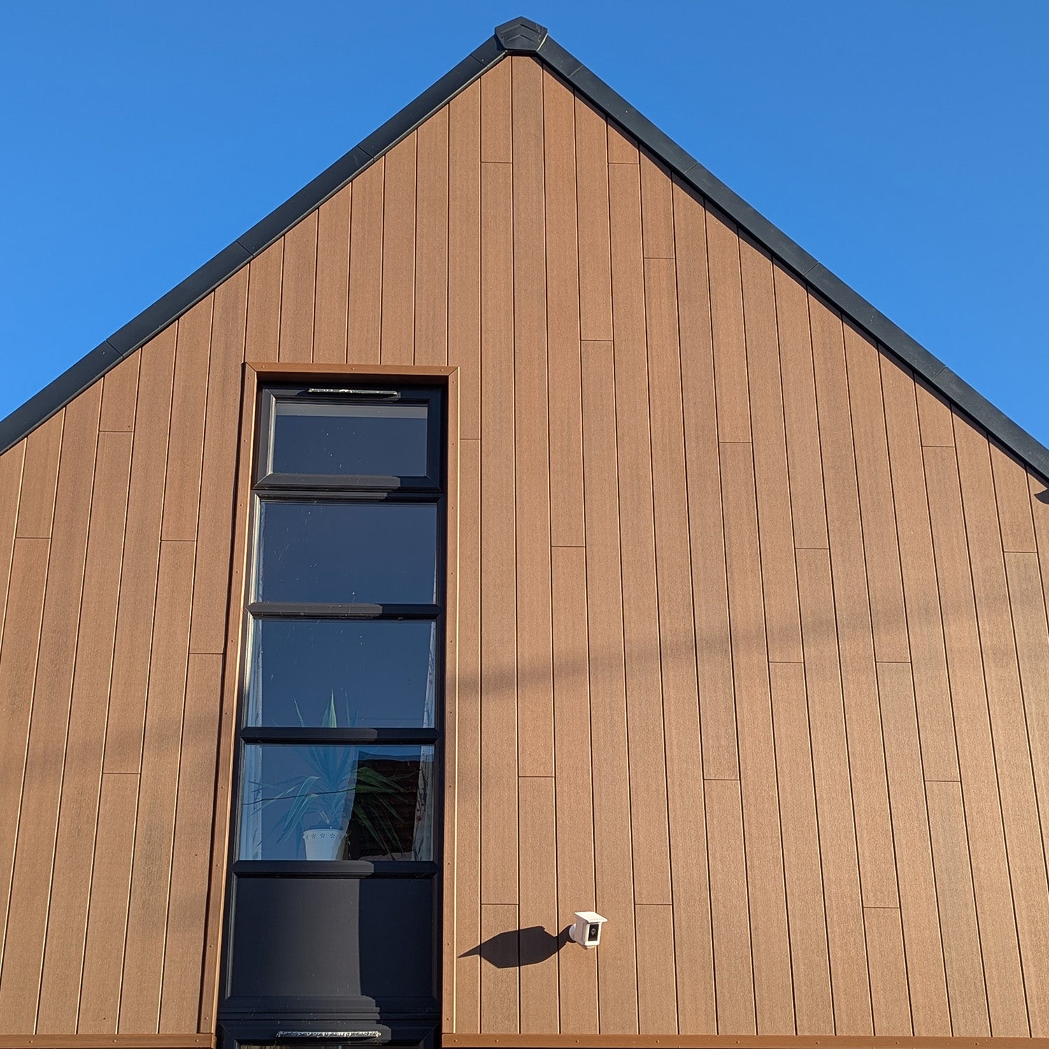 NeoTimber Deluxe Brushed Composite Cladding Board - Dual tone finish