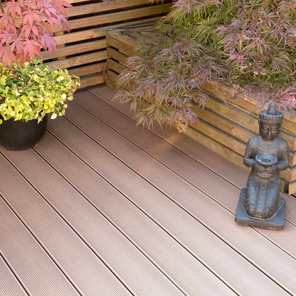NeoTimber Classic Lite Composite Decking – Chocolate – Lifestyle Deck View