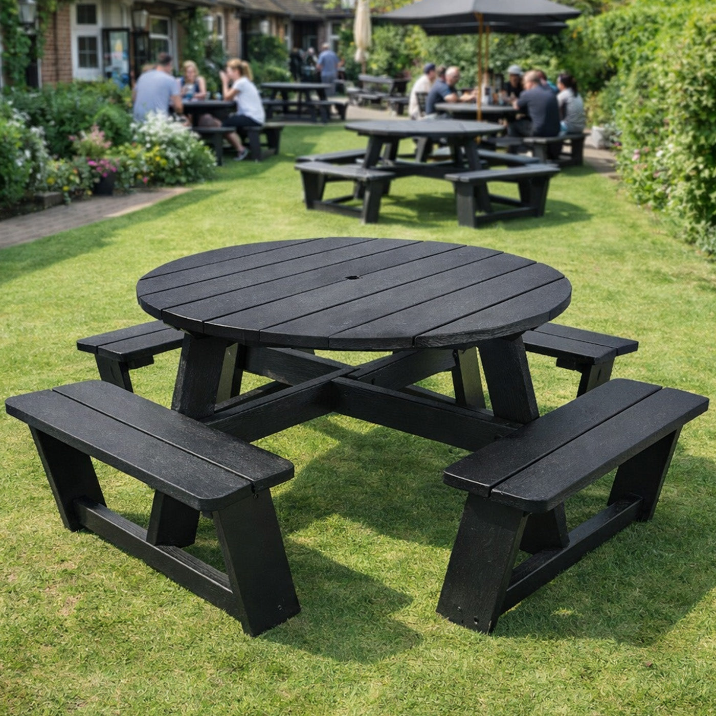 Leisure Sector - Outdoor furniture for restaurants and pubs