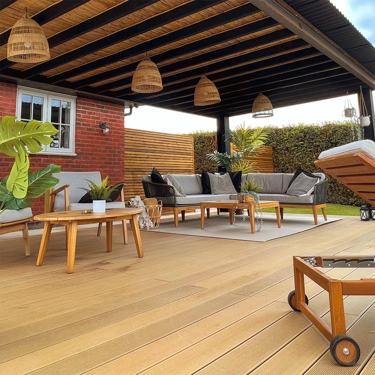 Collection list - composite decking