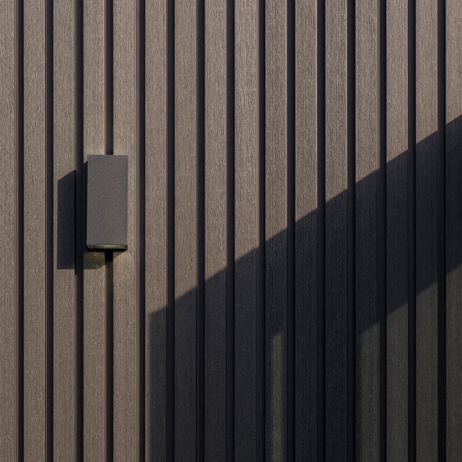Transport & Infrastructure Sector - Low maintenance materials from neotimber