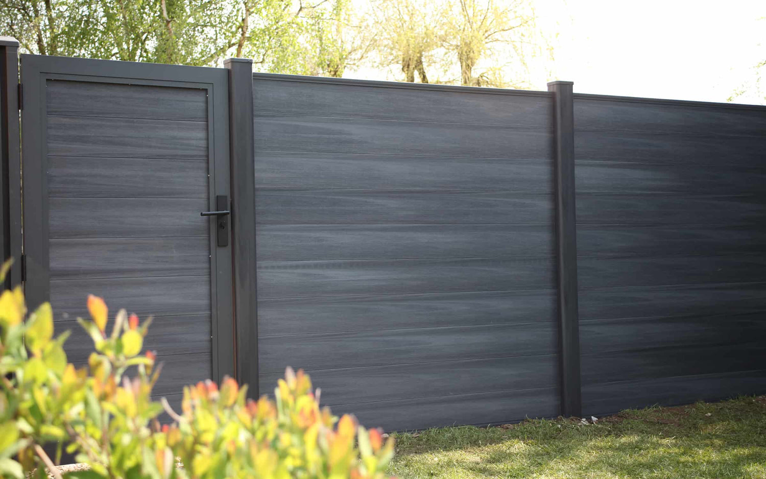 choose composite fencing with a gate