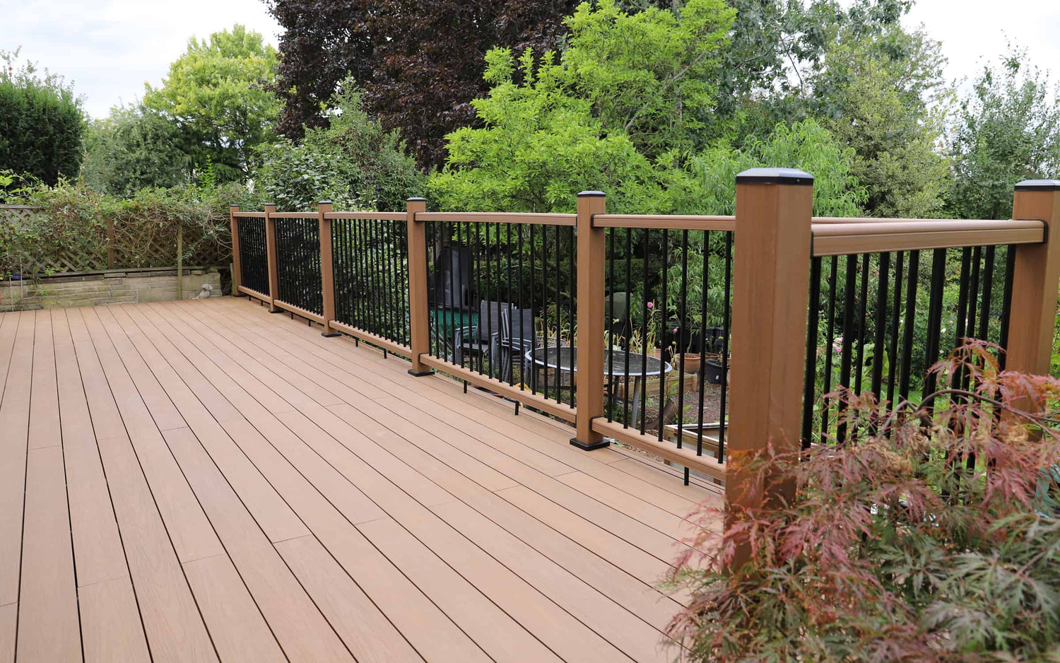 raised deck teak balustrades