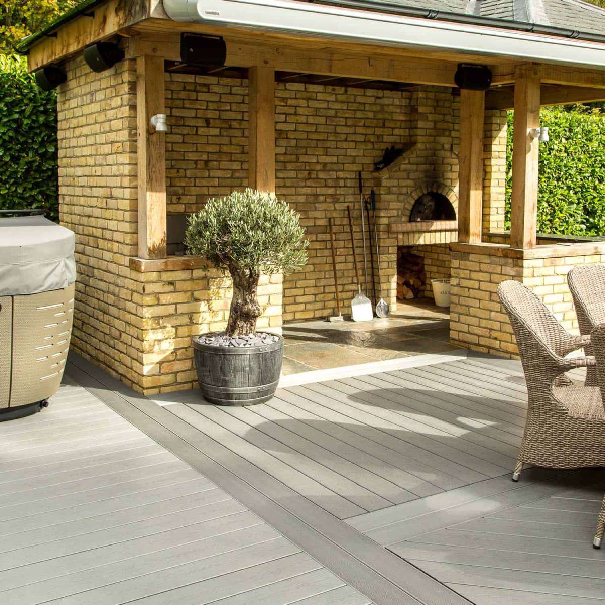 NeoTimber Classic Solid Composite Deck Board - Solid core