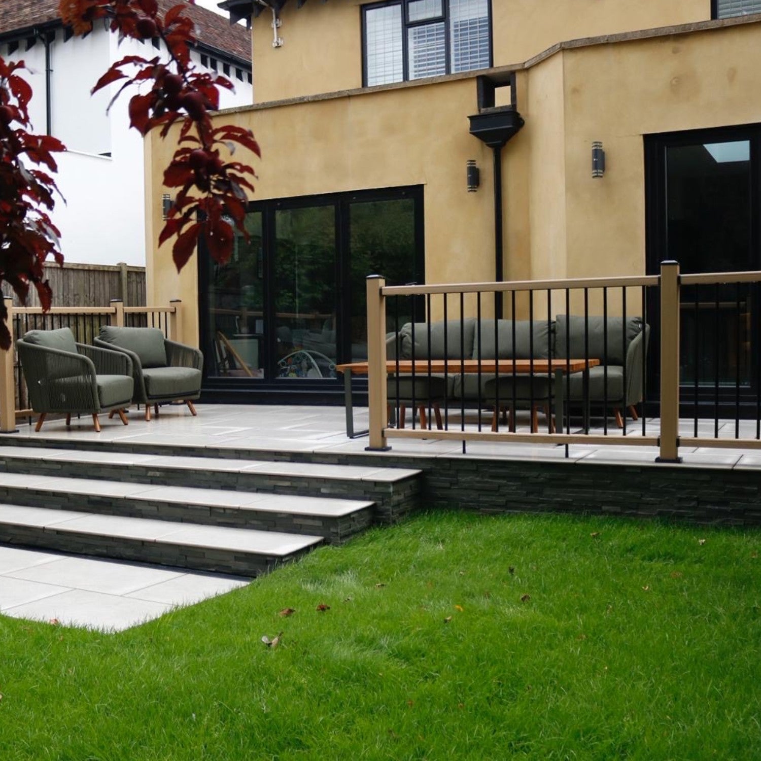NeoTimber Composite Balustrade Straight Railing - Strength and quality