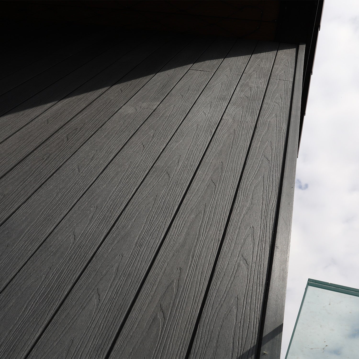 Commercial sector - Premium materials