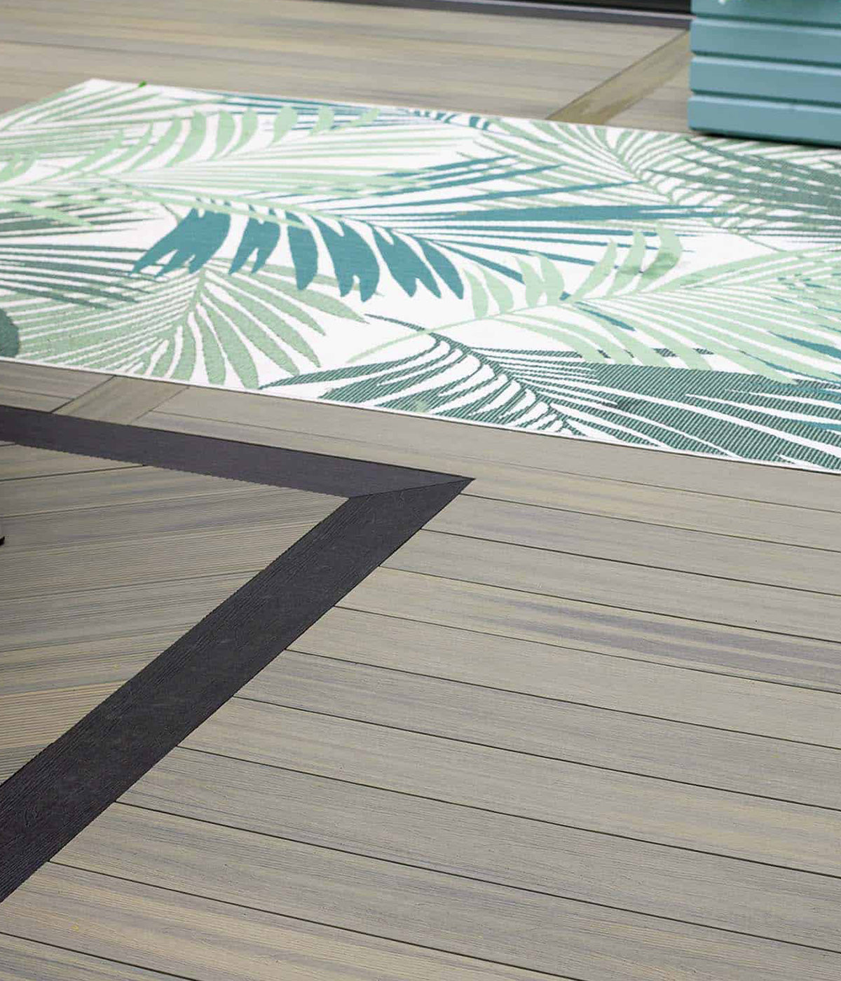 composite decking with outdoor rug