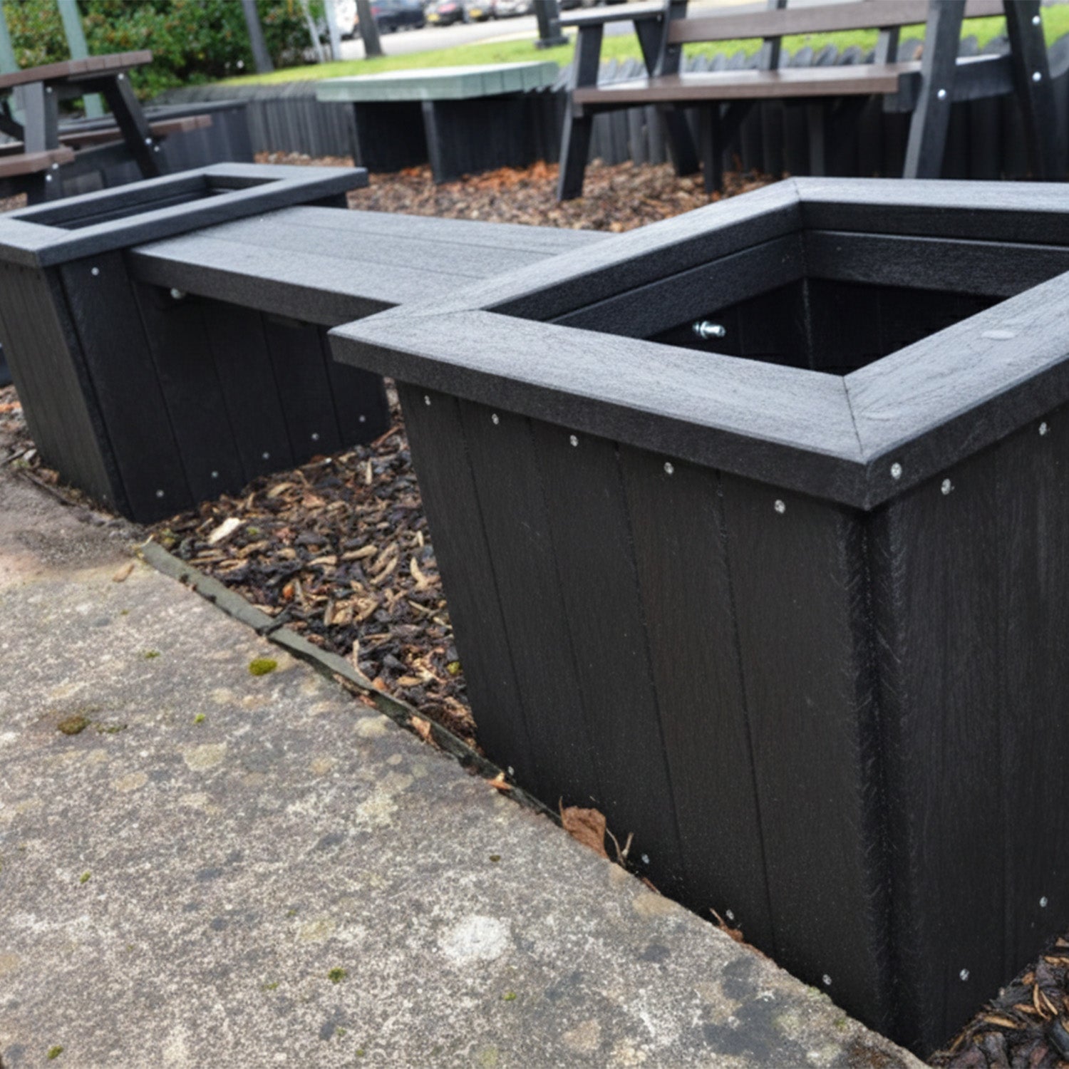 Recycled Plastic Planter Bench - Low maintenance design